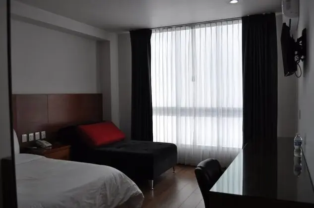 Tek Kişilik Oda, 1 Çift Kişilik Yatak