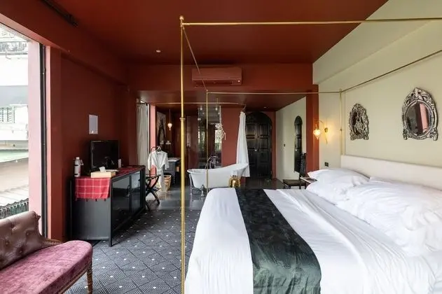 Riverside Grand Deluxe