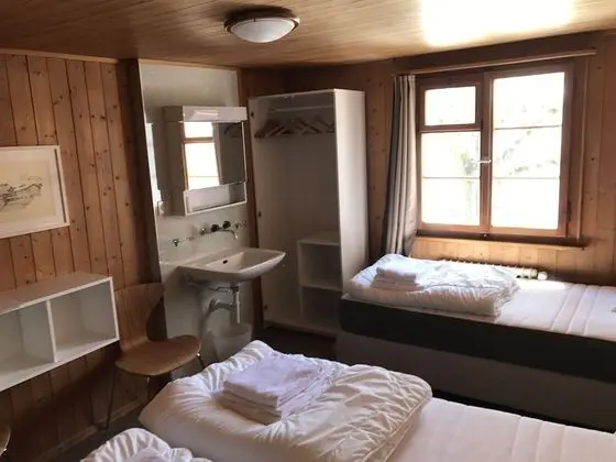 Standard Üç Kişilik Oda, Ortak Banyo, Dağ Manzaralı