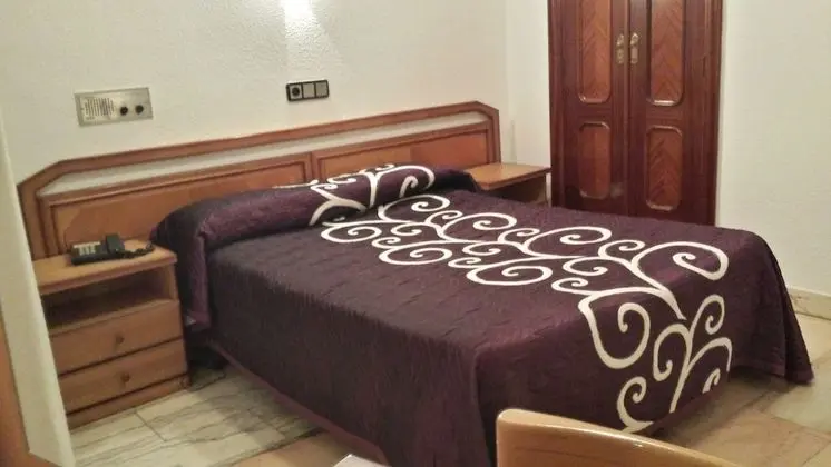 Tek Kişilik Oda