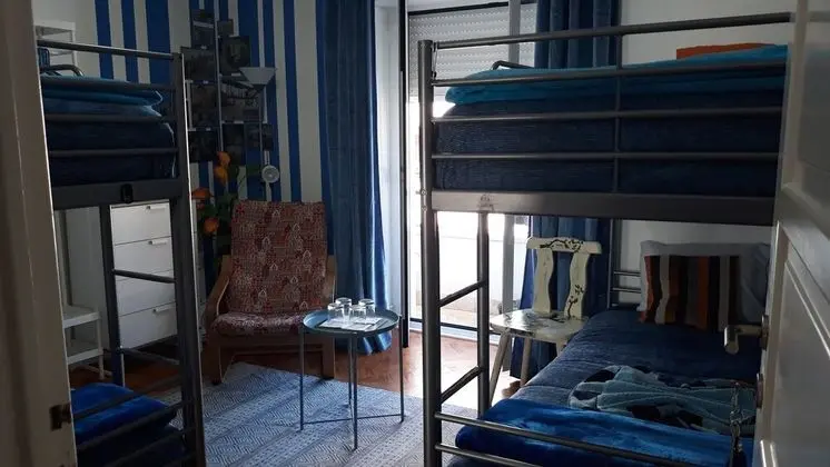 Family Dört Kişilik Oda, Ortak Banyo (Azul)