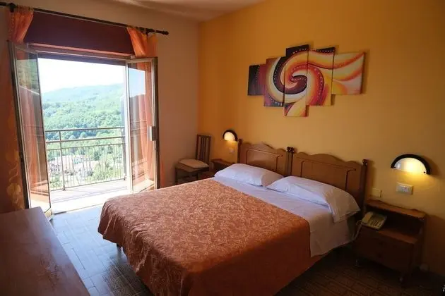 Classic Tek Büyük veya İki Ayrı Yataklı Oda, Balkon