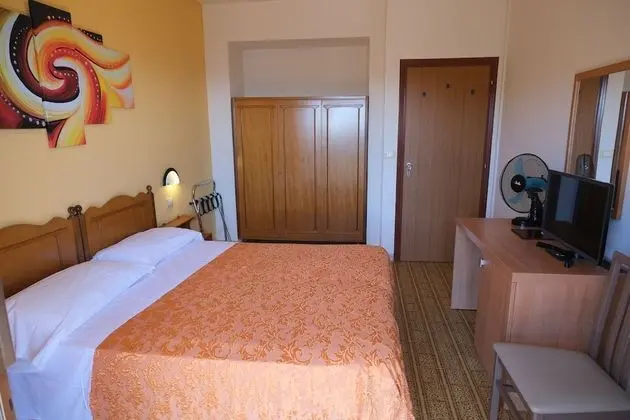 Classic Tek Büyük veya İki Ayrı Yataklı Oda, Balkon