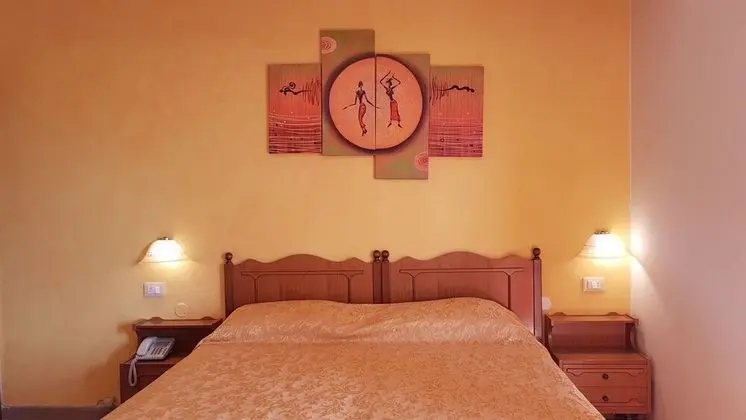 Classic Tek Büyük veya İki Ayrı Yataklı Oda, Balkon
