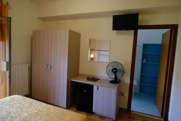 Comfort Tek Büyük veya İki Ayrı Yataklı Oda, Balkon