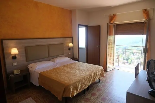 Comfort Üç Kişilik Oda, Balkon
