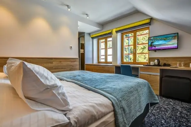 Standard Tek Büyük veya İki Ayrı Yataklı Oda