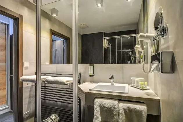 Standard Tek Büyük veya İki Ayrı Yataklı Oda