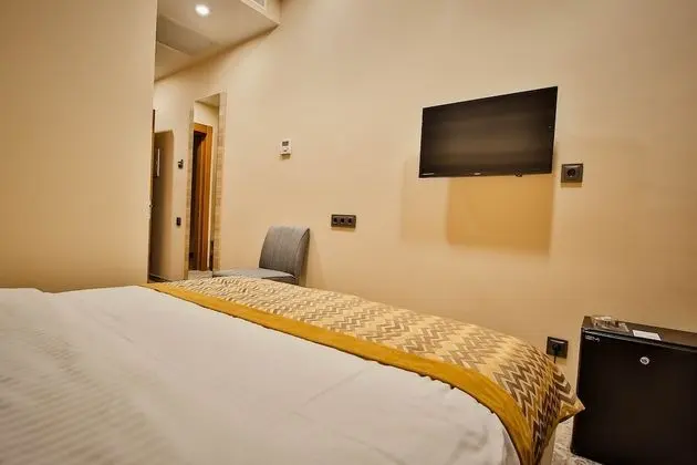 Economy Tek Büyük Yataklı Oda