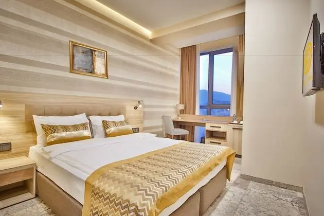 Standard Tek Büyük Yataklı Oda, Sigara İçilmez (access with stairs from 16th floor)