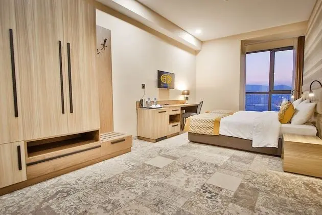 Standard Tek Büyük Yataklı Oda, Sigara İçilmez (access with stairs from 16th floor)