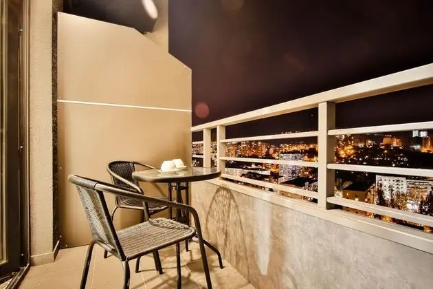 Standard Tek Büyük Yataklı Oda, Sigara İçilmez (access with stairs from 16th floor)