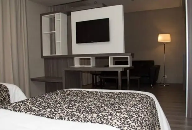 Süit, 2 Tek Kişilik Yatak