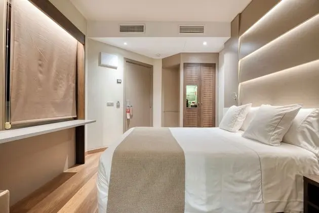 Economy Tek Büyük Yataklı Oda (Interior)