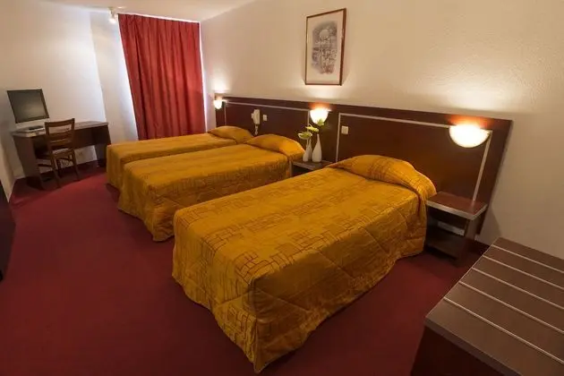 Dört Kişilik Oda