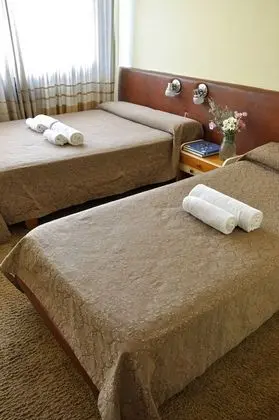 Tek Büyük veya İki Ayrı Yataklı Oda