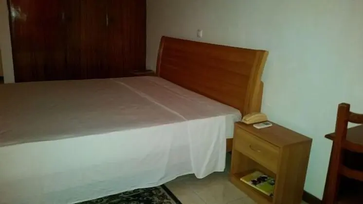 Tek Büyük Yataklı Oda