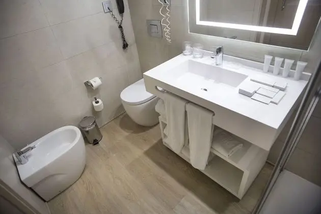 Premium Üç Kişilik Oda
