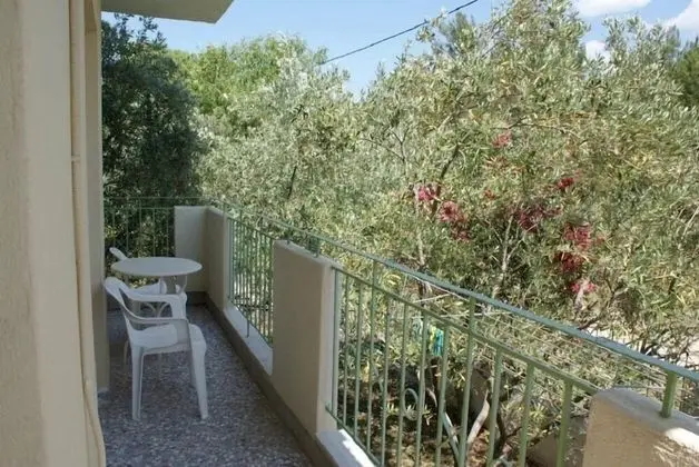 Tek Büyük Yataklı Oda (B)
