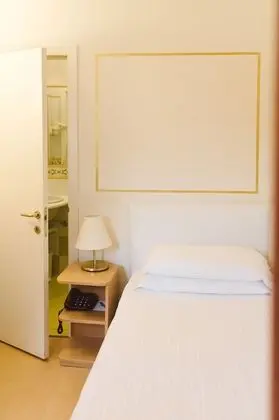 Basic Tek Kişilik Oda