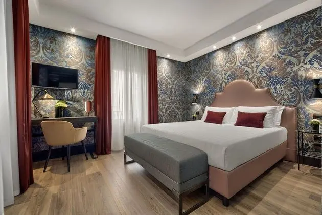 Superior Tek Büyük Yataklı Oda, Kanal Manzaralı