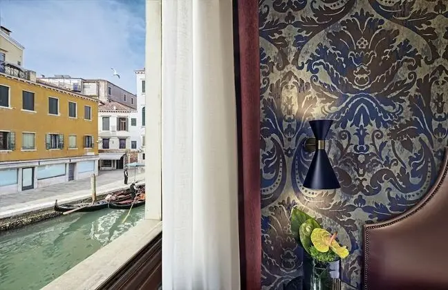 Superior Üç Kişilik Oda, Kanal Manzaralı