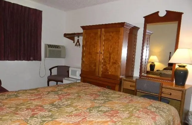 Oda, 1 Büyük (Queen) Boy Yatak, Sigara İçilmez