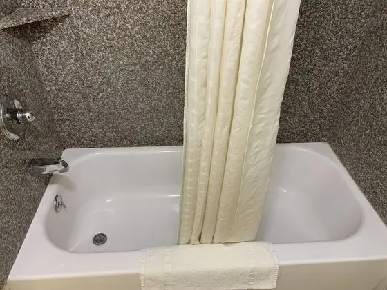 Basic Oda, 2 Büyük (Queen) Boy Yatak, Sigara İçilmez