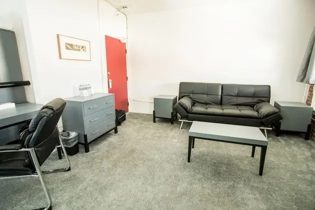 Grand Süit, 1 En Büyük (King) Boy Yatak, Ortak Banyo