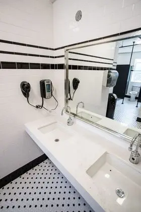 Grand Süit, 1 En Büyük (King) Boy Yatak, Ortak Banyo