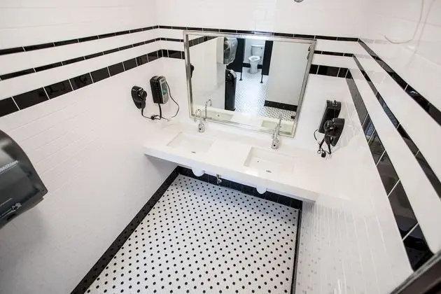 Grand Süit, 1 En Büyük (King) Boy Yatak, Ortak Banyo