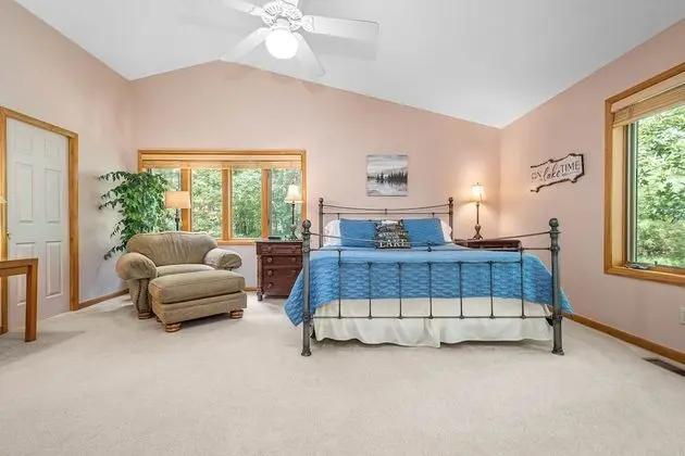 Ev, Birden Çok Yatak, Sıcak Su Havuzu