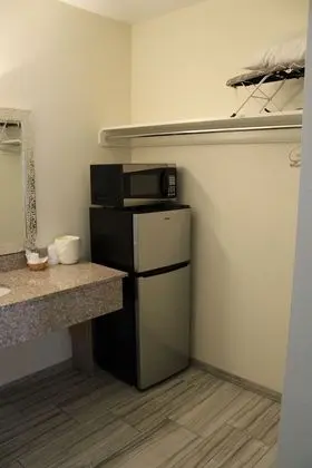 Standard Oda, 2 Çift Kişilik Yatak (Newly remodeled bathrooms)