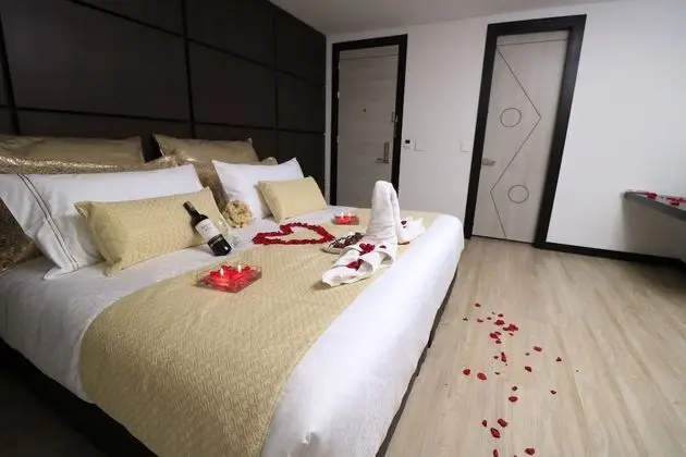 Standard Tek Büyük Yataklı Oda