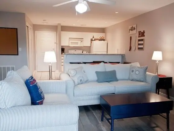 Daire (Americondo -Sleeps 8!  Amazing Golf V)
