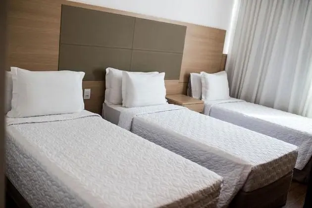 Standard Üç Kişilik Oda, 3 Tek Kişilik Yatak