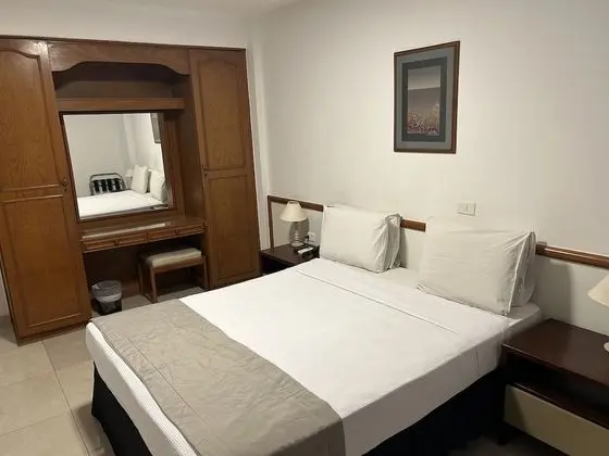 Standard Tek Büyük Yataklı Oda