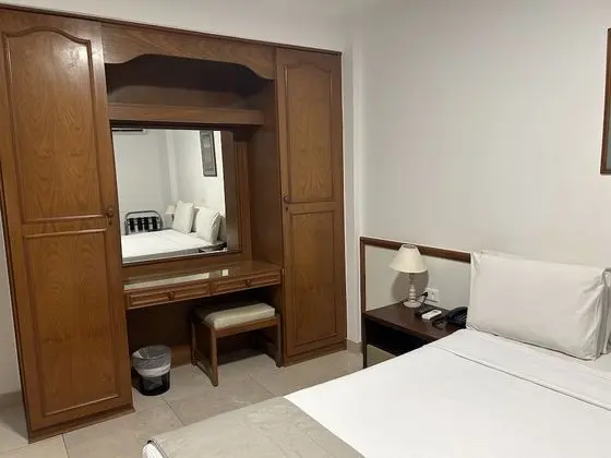 Standard Tek Büyük Yataklı Oda