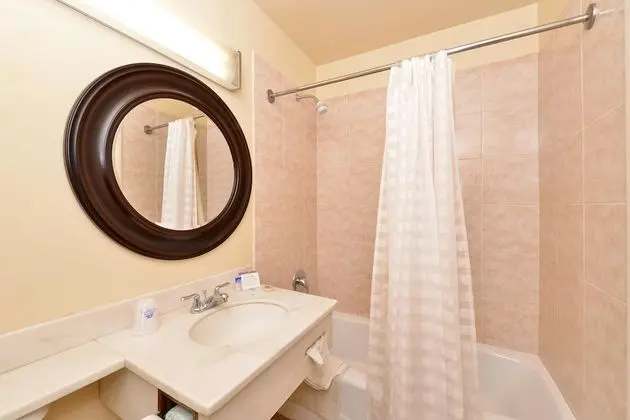 Oda, 2 Çift Kişilik Yatak, Sigara İçilmez