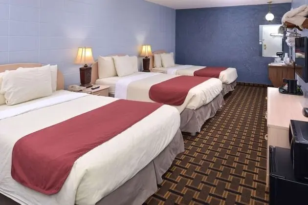 Oda, Sigara İçilmez (3 Double Beds)