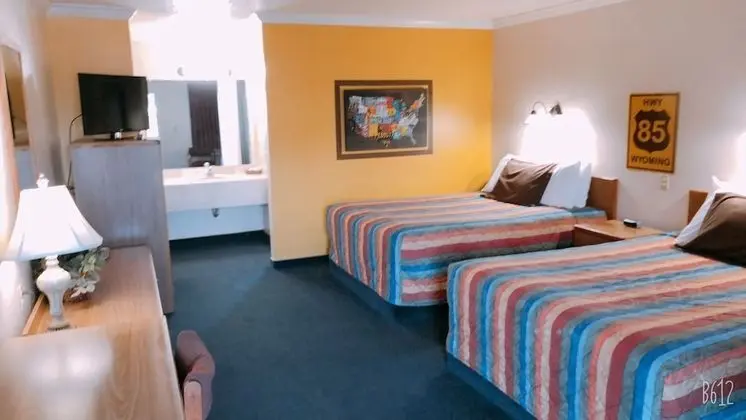 Deluxe Oda, 2 Büyük (Queen) Boy Yatak, Sigara İçilmez, Buzdolabı ve Mikrodalga