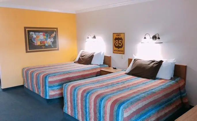 Deluxe Oda, 2 Büyük (Queen) Boy Yatak, Sigara İçilmez, Buzdolabı ve Mikrodalga