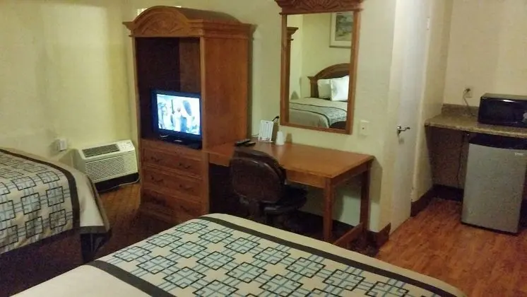Tek Büyük Yataklı Oda, 2 Çift Kişilik Yatak, Sigara İçilmez