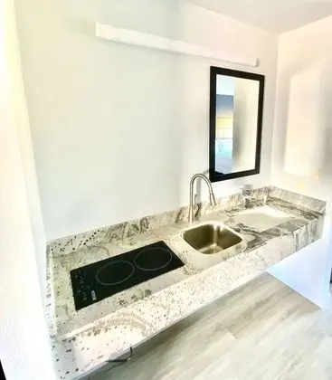 Süit, 2 Çift Kişilik Yatak, Sigara İçilmez