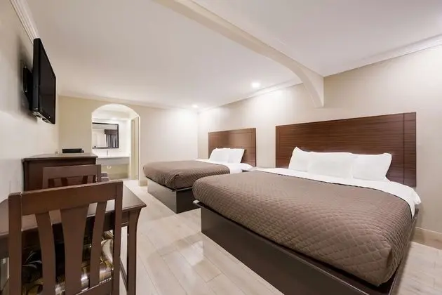 Oda, Sigara İçilmez (2 King Beds)