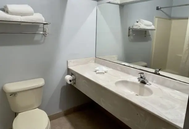 Basic Oda, 1 En Büyük (King) Boy Yatak, Sigara İçilmez
