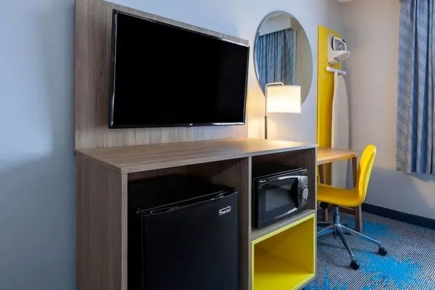 Oda, 1 En Büyük (King) Boy Yatak, Engellilere Uygun, Sigara İçilmez (free WiFi, service animals)