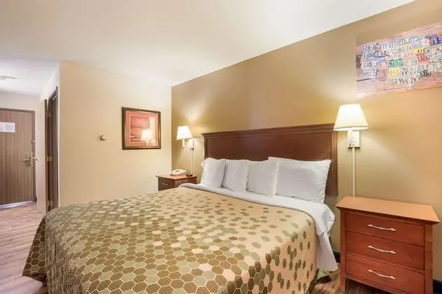 Oda, 1 En Büyük (King) Boy Yatak, Engellilere Uygun, Sigara İçilmez