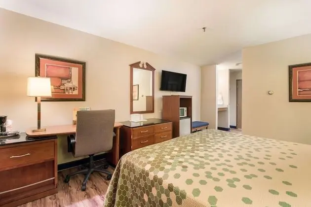 Oda, 1 En Büyük (King) Boy Yatak, Engellilere Uygun, Sigara İçilmez