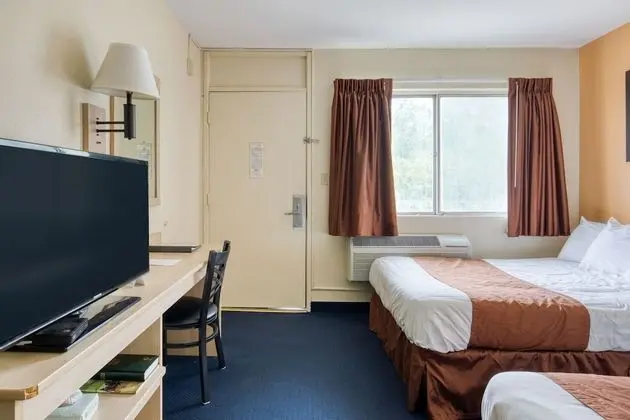 Oda, 2 Çift Kişilik Yatak, Sigara İçilmez